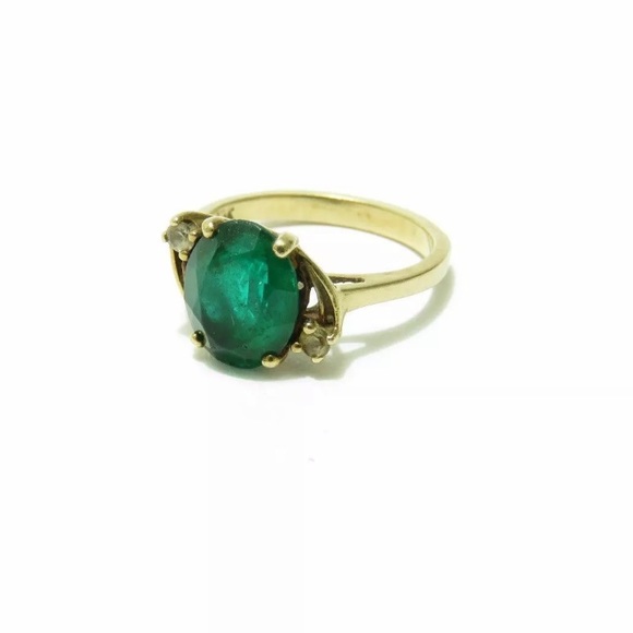 ♥️10K yellow gold emerald ring with cz accents♥️ - Picture 6 of 12